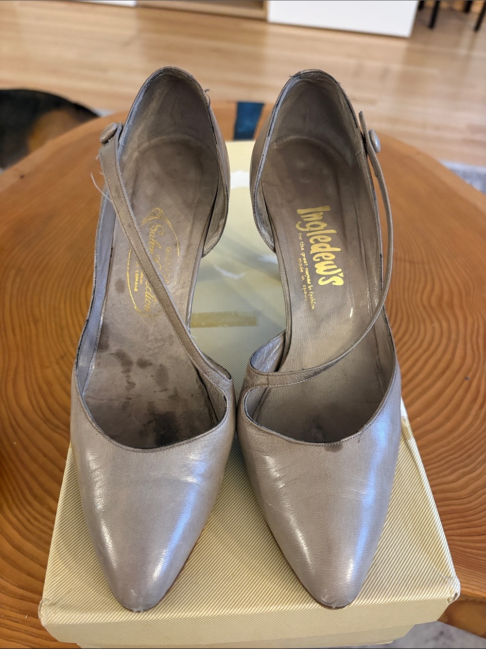 Ingledew’s Grey Pointed-Toe Ankle Strap Pumps